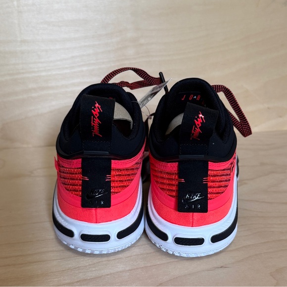 Air Jordan 36 low infrared main image 9